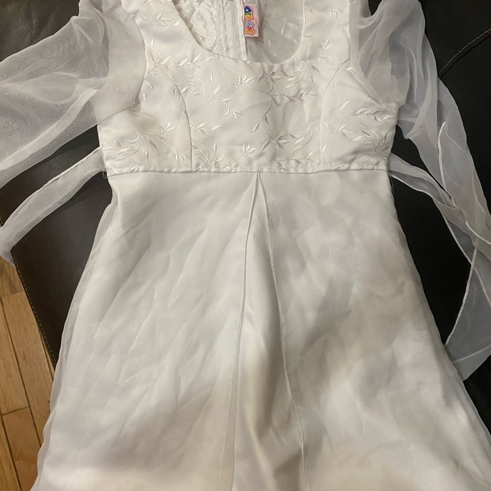 Adults 00 or Vintage kids white communion dress with embroidery